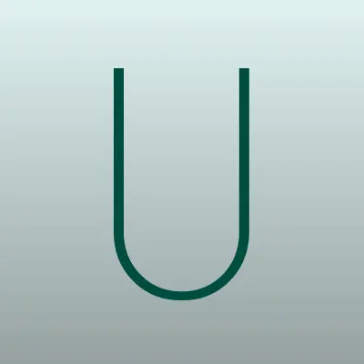 У реки